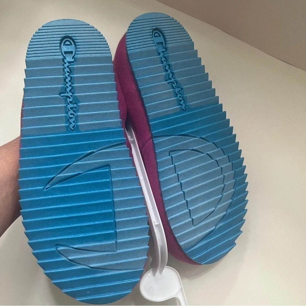 Champion Academy Youth Women’s Pink Tie Dye Slippers Slide On Shoes Sz 6 NWT
